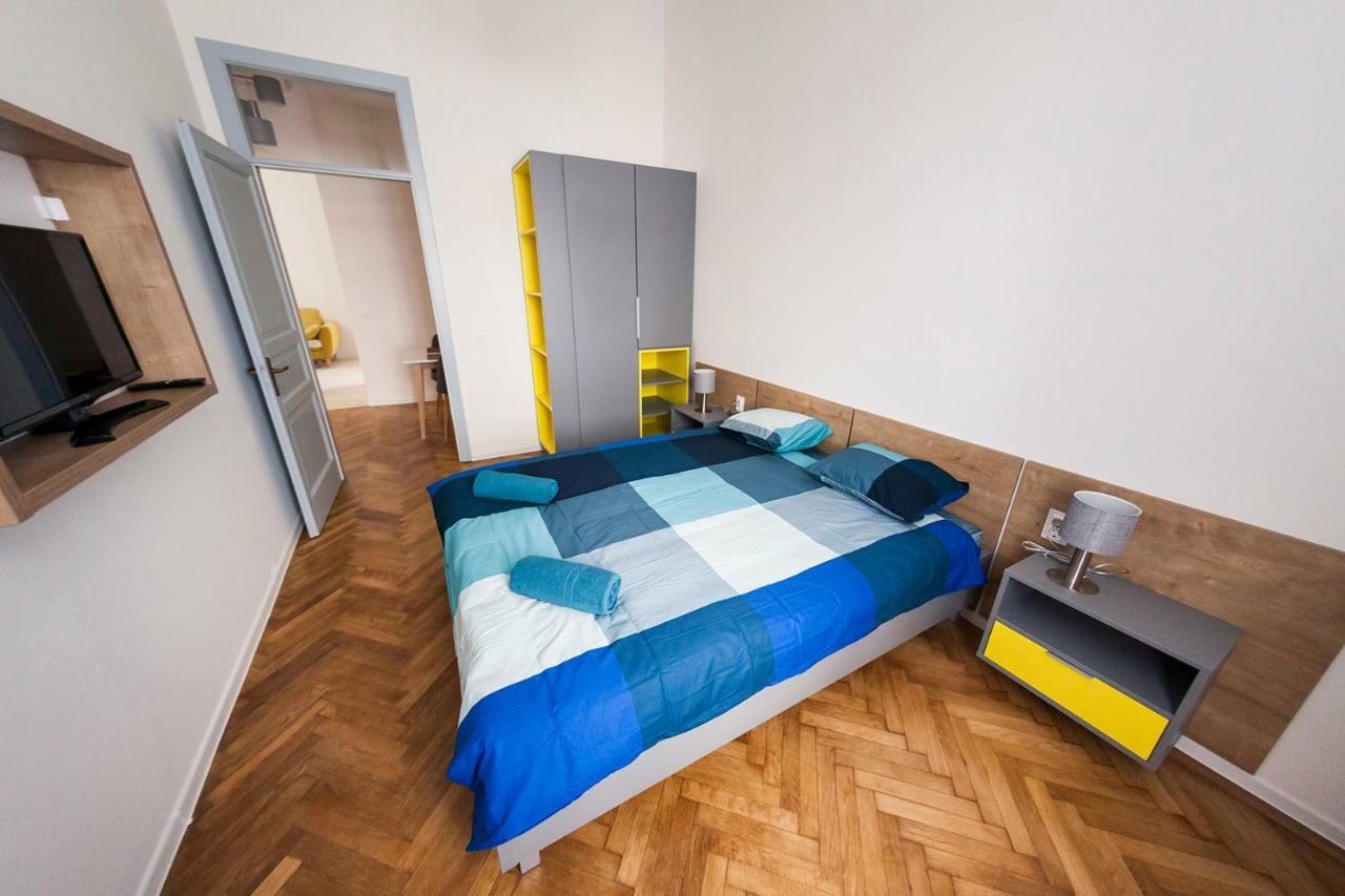 Central Luxury 3 Cluj-Napoca Extérieur photo